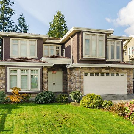 Imperial House Panzió Burnaby Kültér fotó